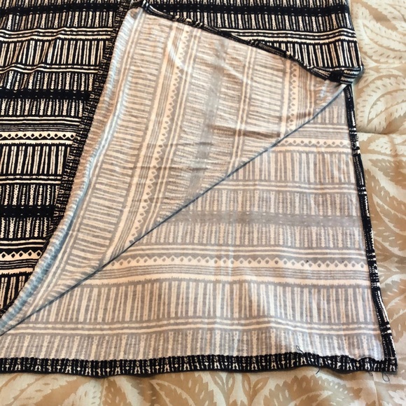 🎉moving sale🎉 LOFT tribal print knit maxi skirt XS - Picture 4 of 7